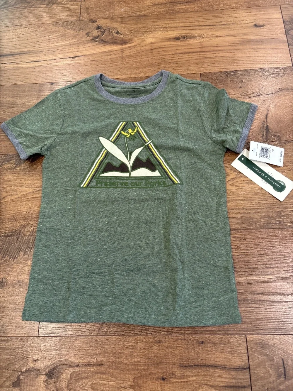 Brand New! NWT! Threads 4 Thought “Preserve our Parks” T shirt